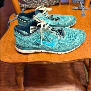 Nike Teal and White Athletic Sneakers